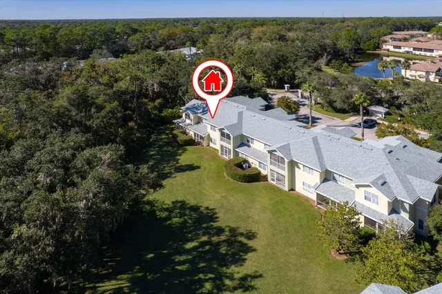 a view of outdoor space with garden view