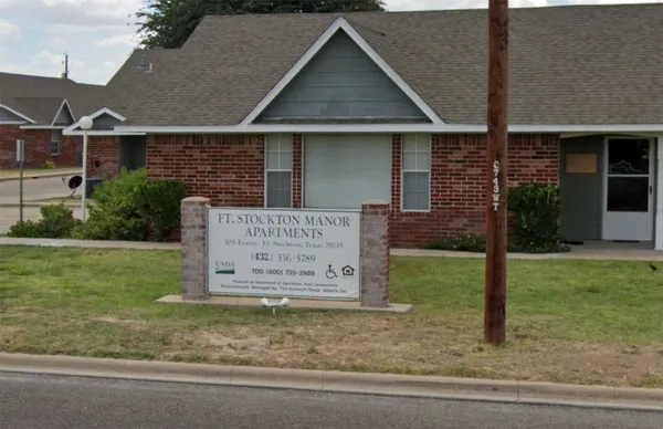 $675 | 305 North Everts Street, Fort Stockton, TX 79735
