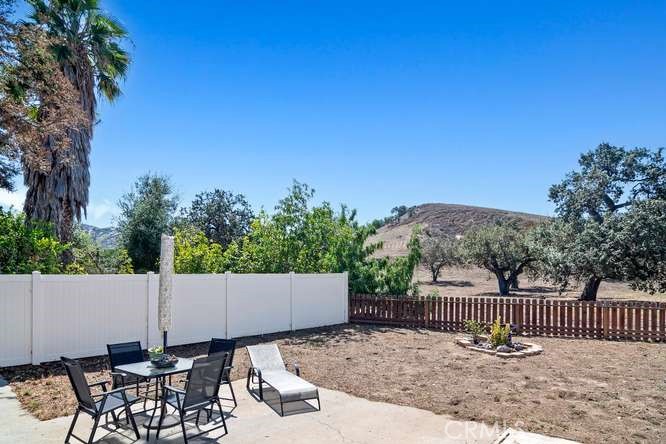 1550 Rory Simi Valley, Unit 216 Simi Valley, CA 93063 - Photo 36 of 46 Peaceful Easy Feeling!