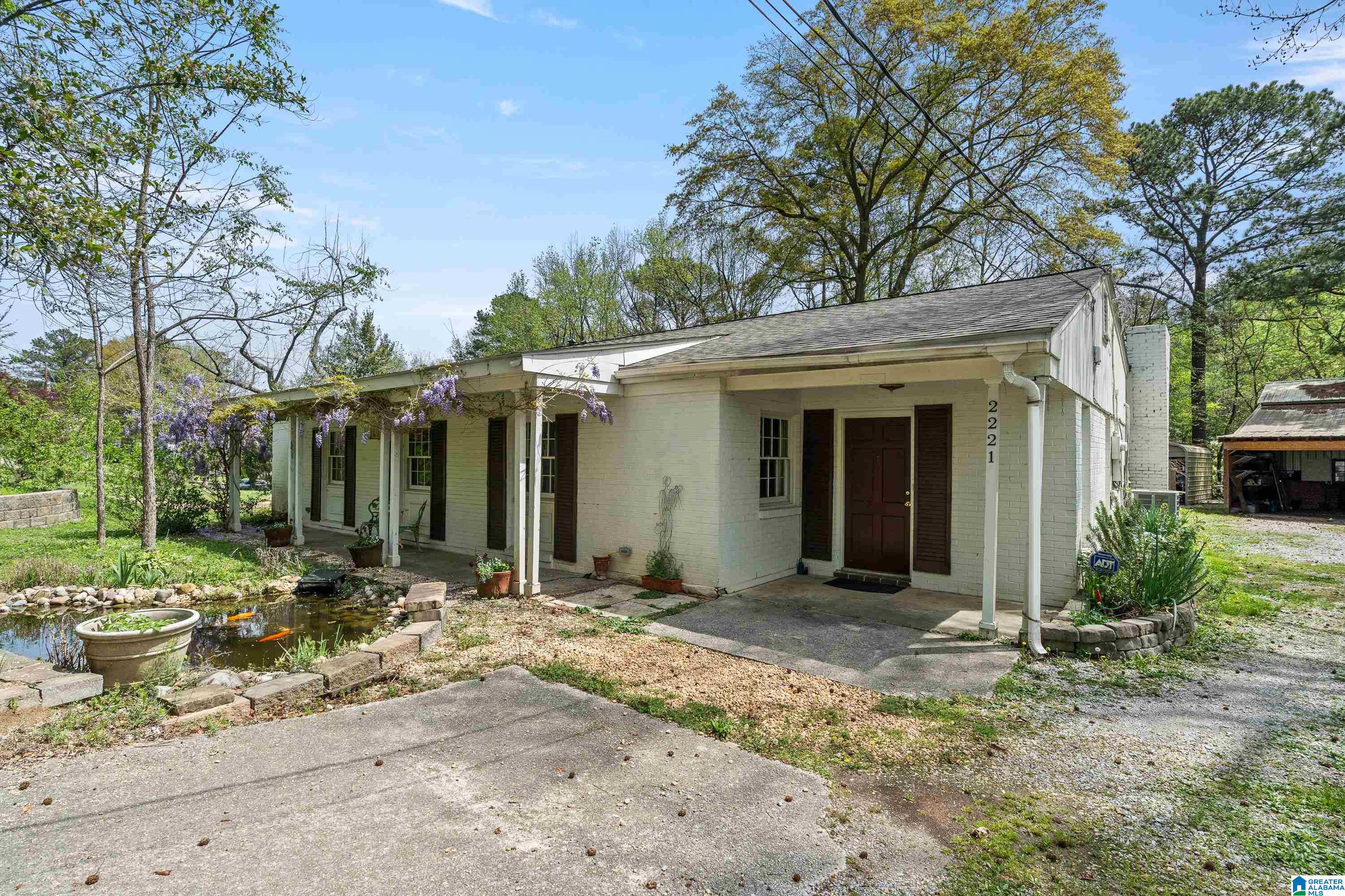 2221 Chapel Hill Road Birmingham, AL 35216 - Photo 2 of 35