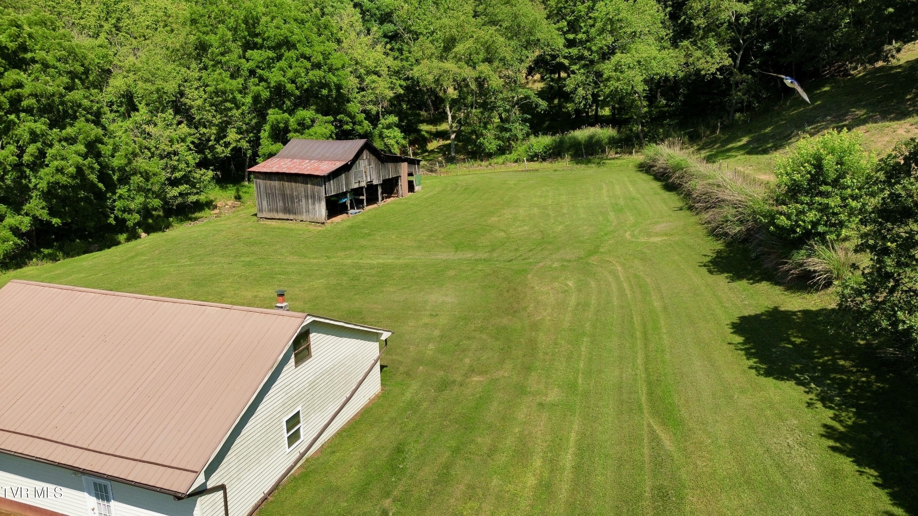 2575 Mendota Road Mendota, VA 24270 - Photo 8 of 57 dji_fly_20260422_203014_43_1782491898234