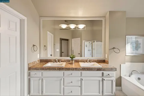 $1,448,800 | 490 Eagle Valley Way, Danville, CA 94506