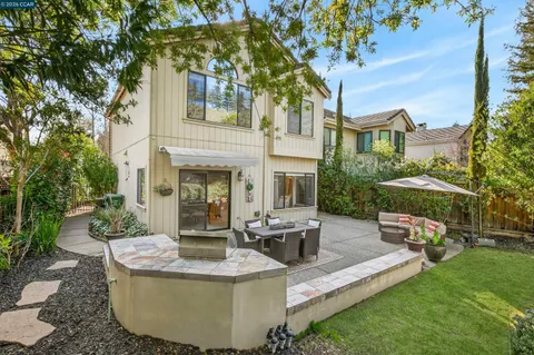 $1,448,800 | 490 Eagle Valley Way, Danville, CA 94506