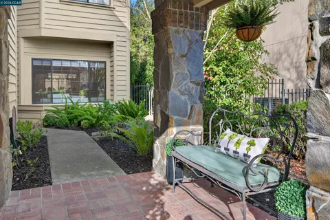 $1,448,800 | 490 Eagle Valley Way, Danville, CA 94506