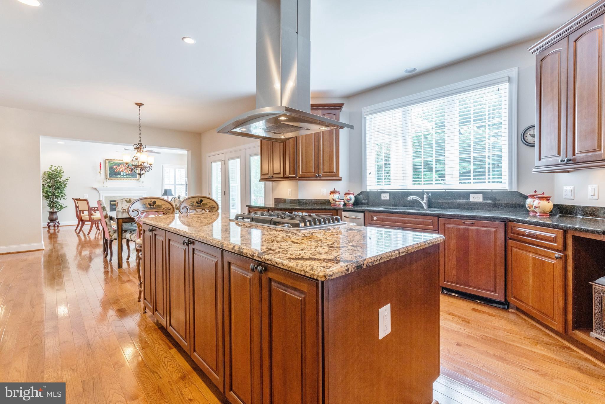 7007 Springville Court Springfield, VA 22150 - Photo 20 of 79 Kitchen