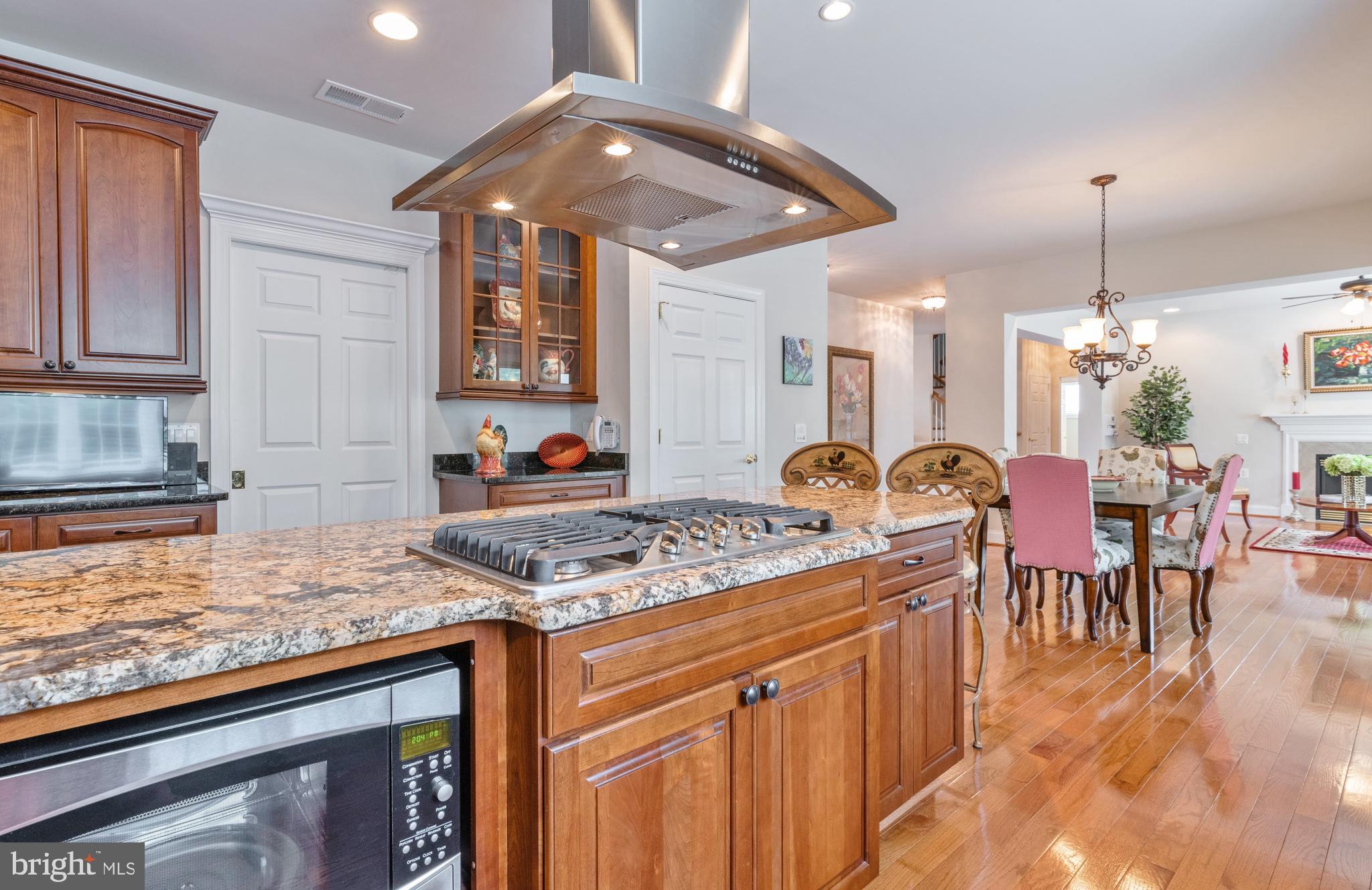 7007 Springville Court Springfield, VA 22150 - Photo 21 of 79 Kitchen