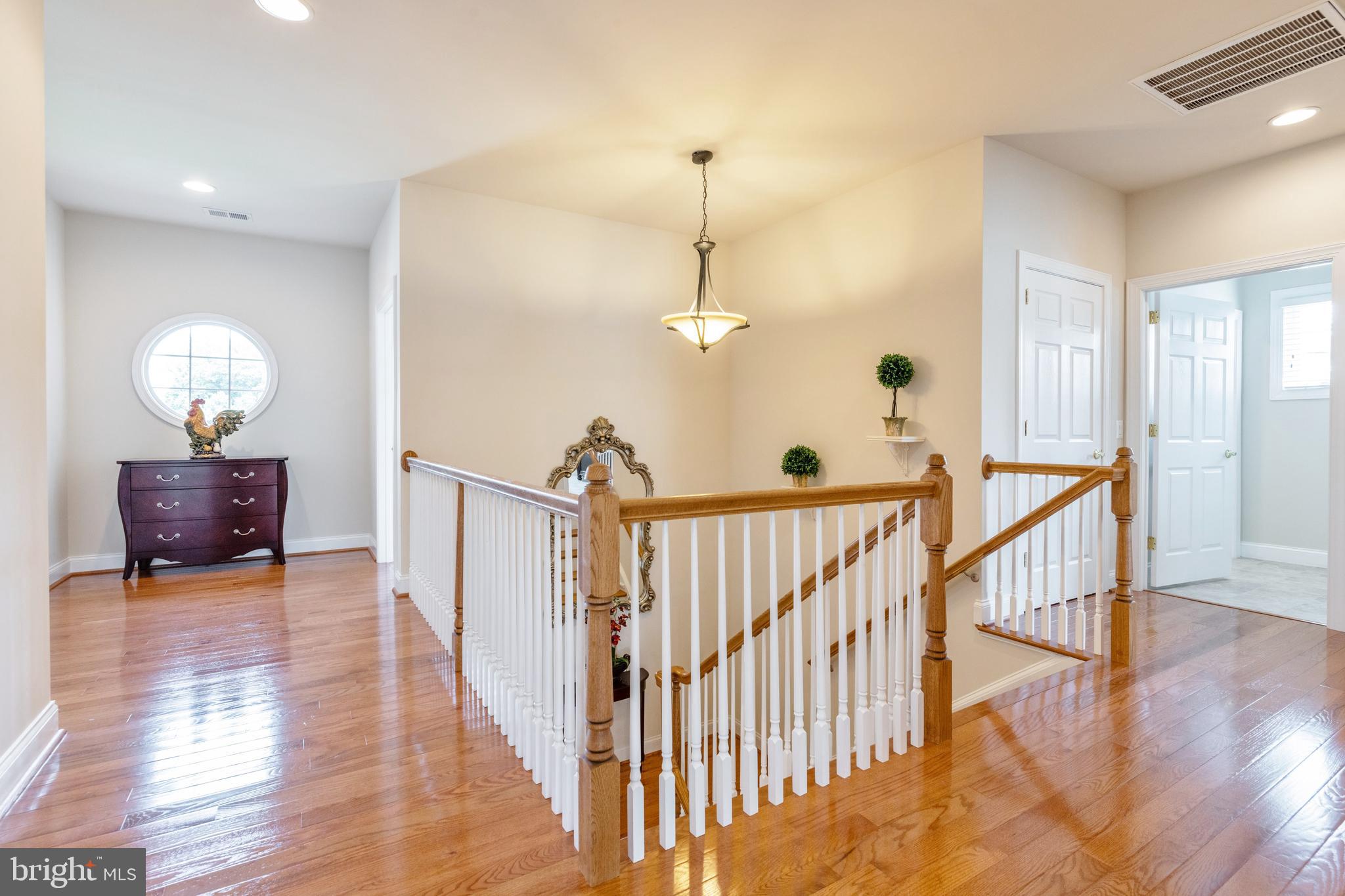 7007 Springville Court Springfield, VA 22150 - Photo 30 of 79 Upper hallway