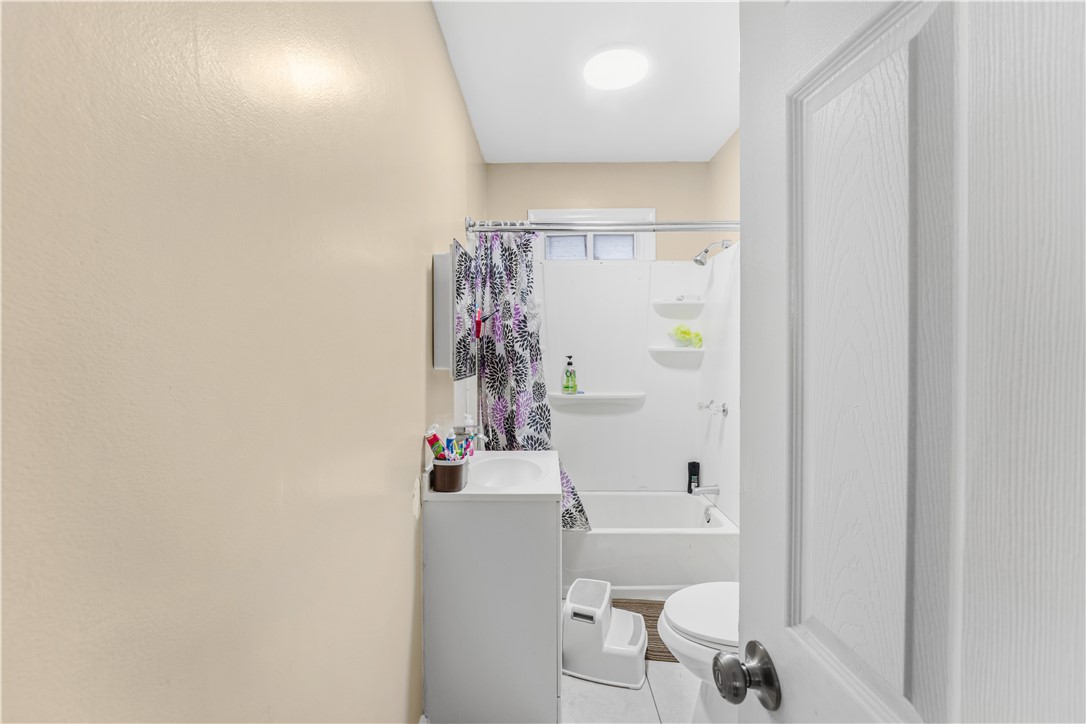 59 Wendell Street Providence, RI 02909 - Photo 19 of 28