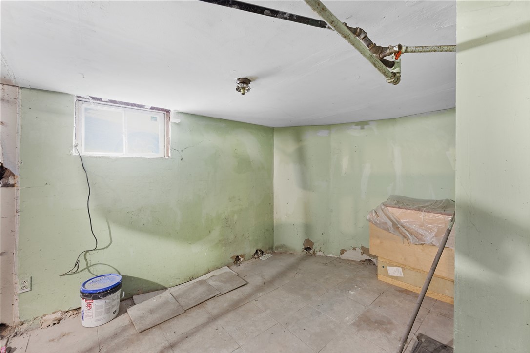 59 Wendell Street Providence, RI 02909 - Photo 27 of 28