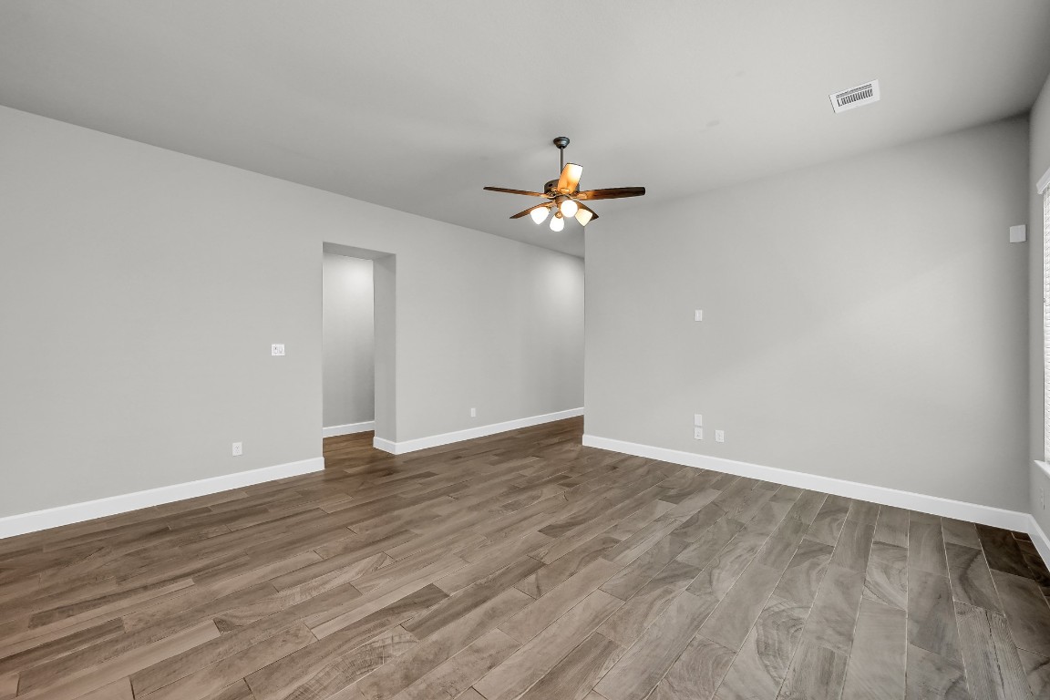 328 Rise Lane Montgomery, TX 77316 - Photo 19 of 49