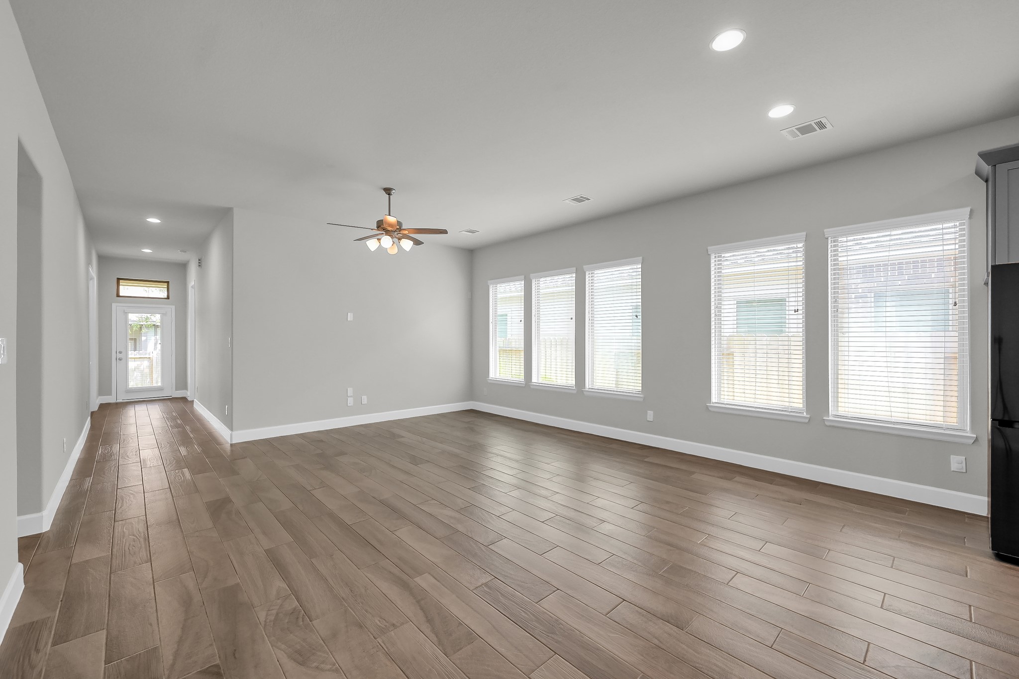 328 Rise Lane Montgomery, TX 77316 - Photo 20 of 49