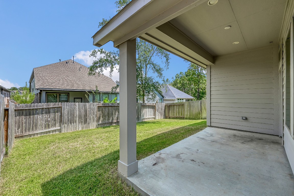 328 Rise Lane Montgomery, TX 77316 - Photo 40 of 49