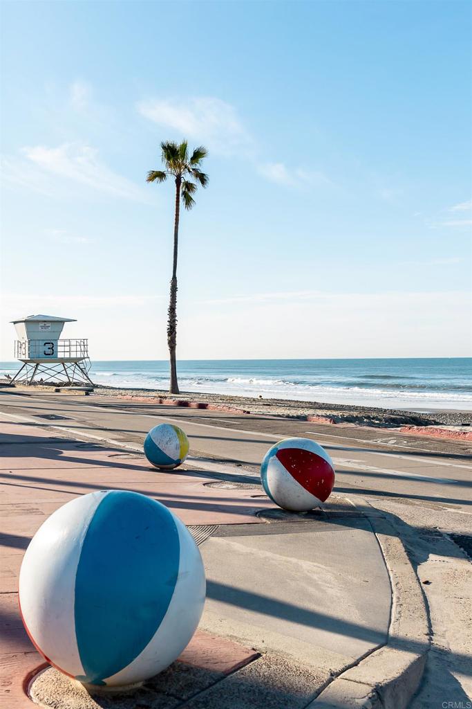 1780 Laurel Road Oceanside, CA 92054 - Photo 46 of 46 a bathroom with a sink and a mirror
