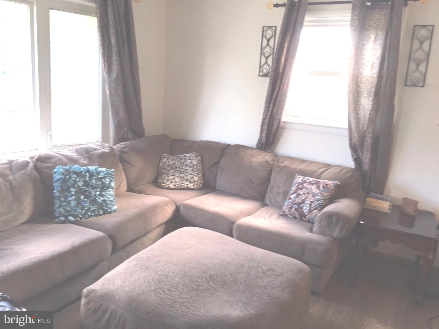 114 Miry Brook Road Hamilton, NJ 08690 - Photo 4 of 10 Gallery Image 4