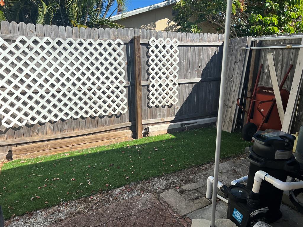 1228 Nantucket Road Venice, FL 34293 - Photo 32 of 32 a view of a backyard