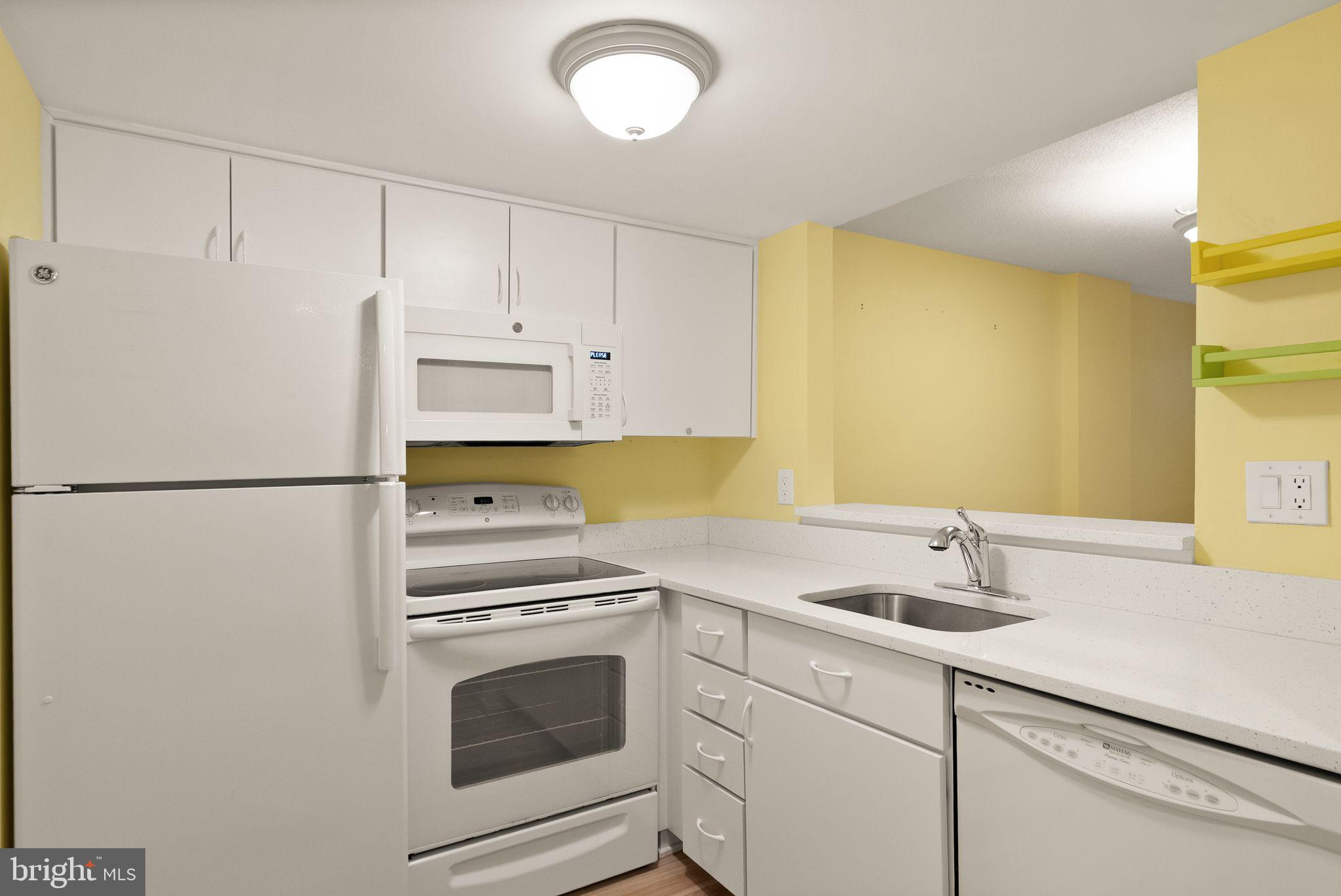 1951 Sagewood Lane, Unit 8 Reston, VA 20191 - Photo 18 of 38