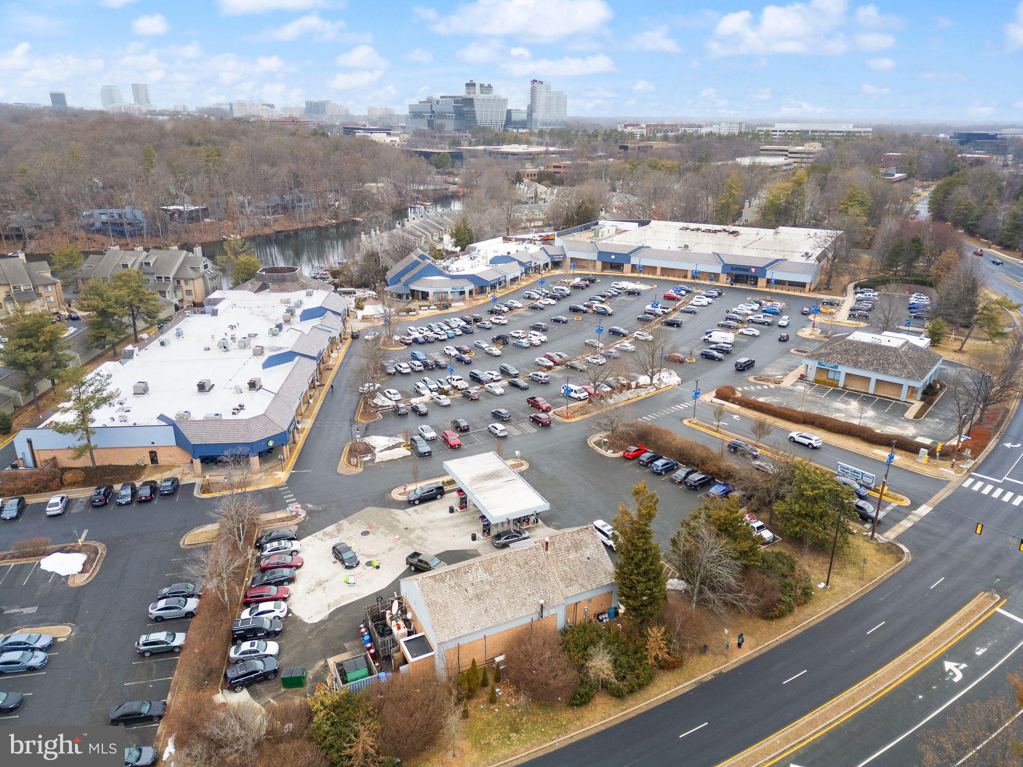 1951 Sagewood Lane, Unit 8 Reston, VA 20191 - Photo 38 of 38
