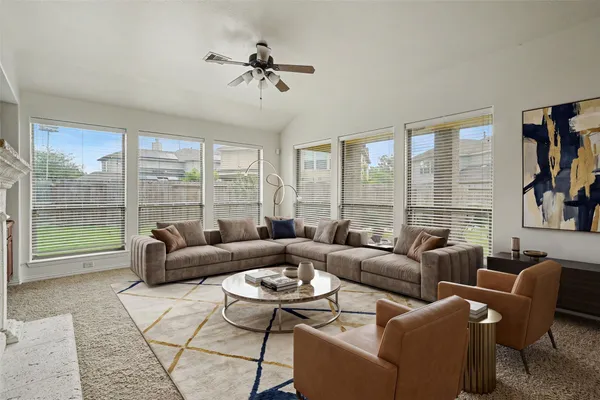 $2,900 | 3516 Firenze Drive, Friendswood, TX 77546