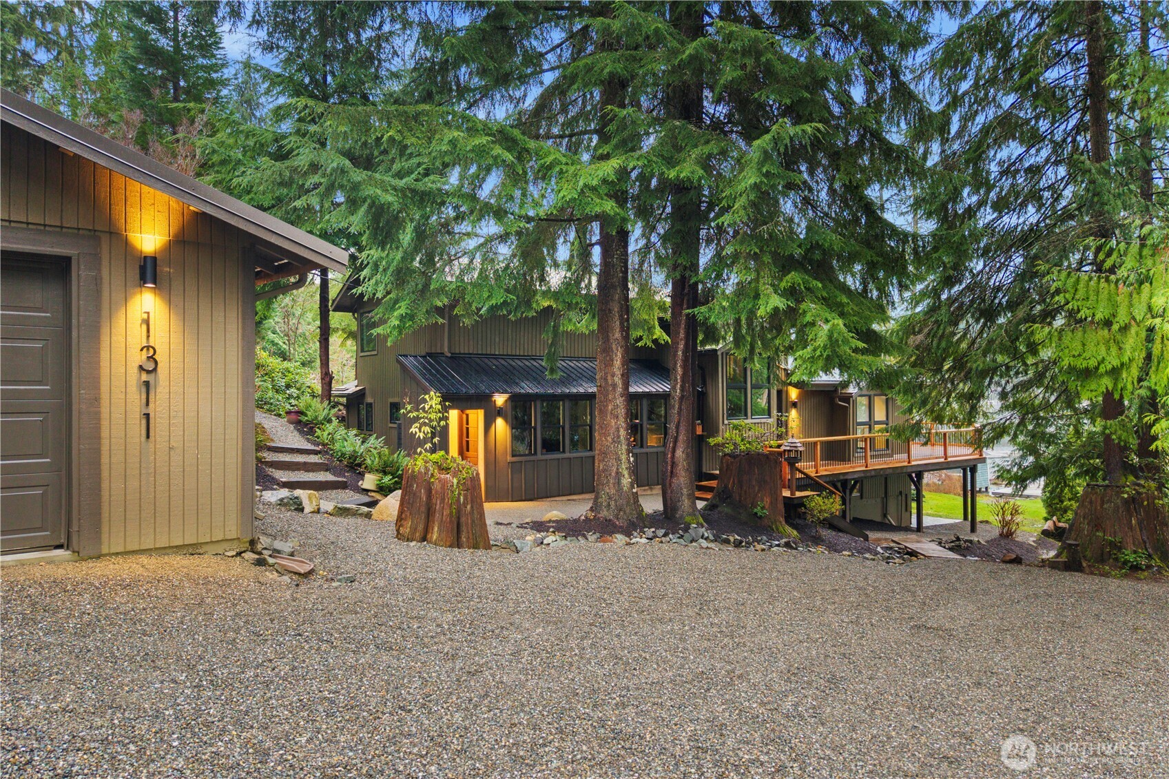 1311 Southwest Lake Roesiger Road Snohomish, WA 98290 - Photo 36 of 39 Gallery Image 36