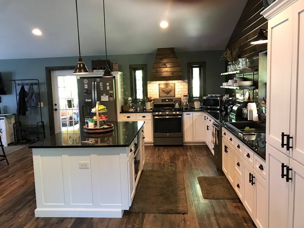 1087 Jackson Center Polk Road Stoneboro, PA 16153 - Photo 7 of 56