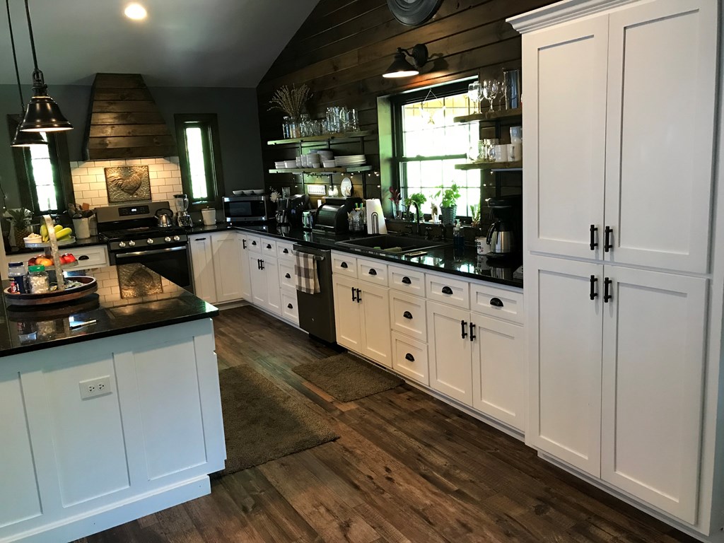 1087 Jackson Center Polk Road Stoneboro, PA 16153 - Photo 8 of 56