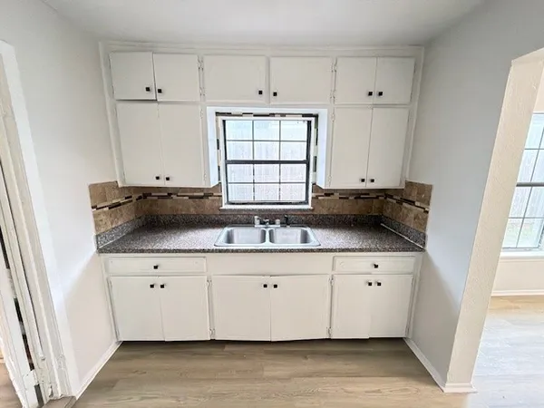 $1,550 | 1819 Carr Street, Houston, TX 77026