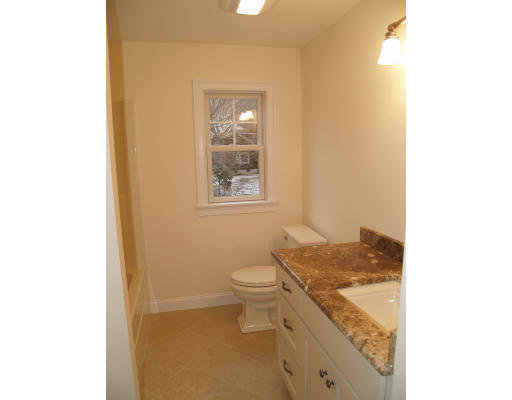 32 Dreamwold Road Scituate, MA 02066 - Photo 14 of 19 Gallery Image 14