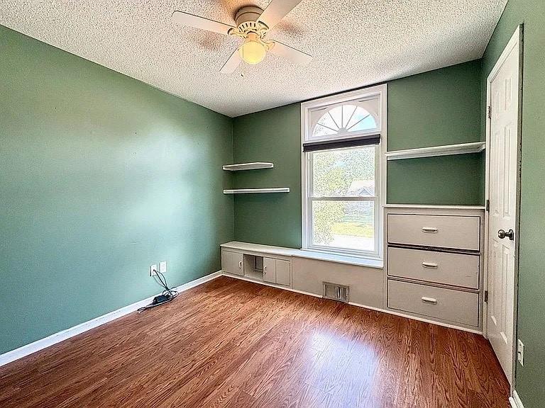 1108 Northeast Ridgeview Drive Lee's Summit, MO 64086 - Photo 23 of 38