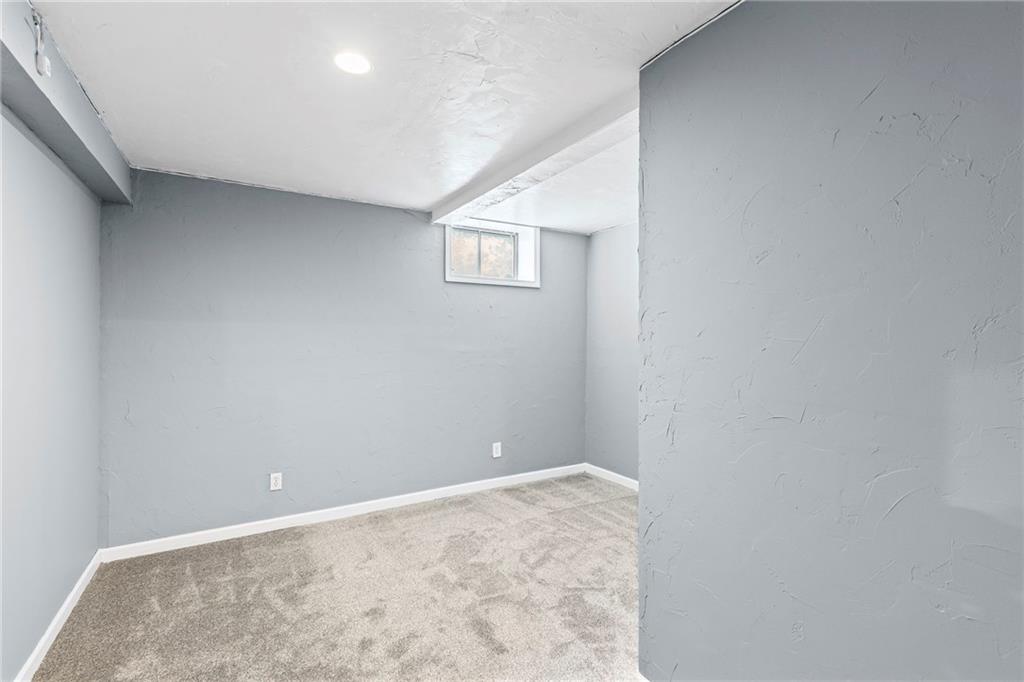 1108 Northeast Ridgeview Drive Lee's Summit, MO 64086 - Photo 30 of 38