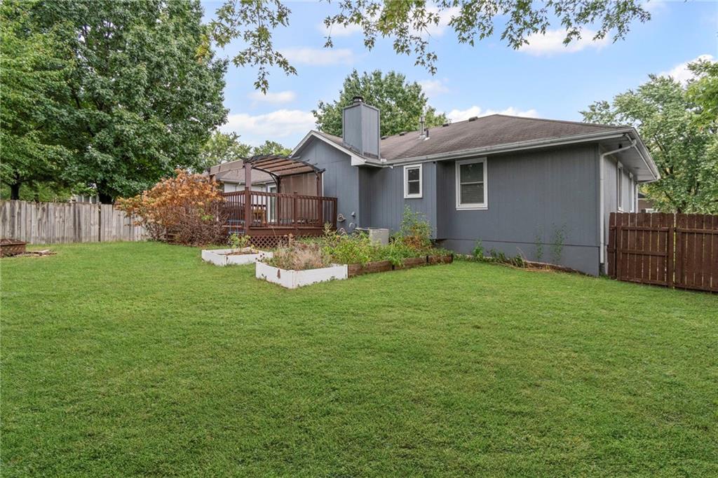 1108 Northeast Ridgeview Drive Lee's Summit, MO 64086 - Photo 35 of 38