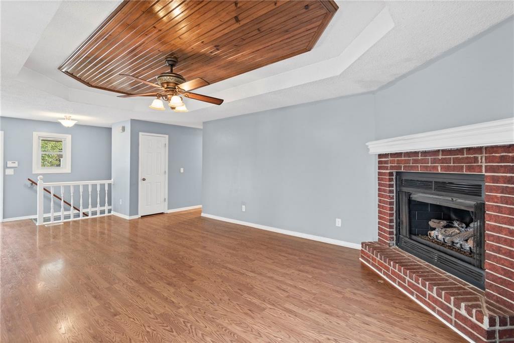 1108 Northeast Ridgeview Drive Lee's Summit, MO 64086 - Photo 8 of 38