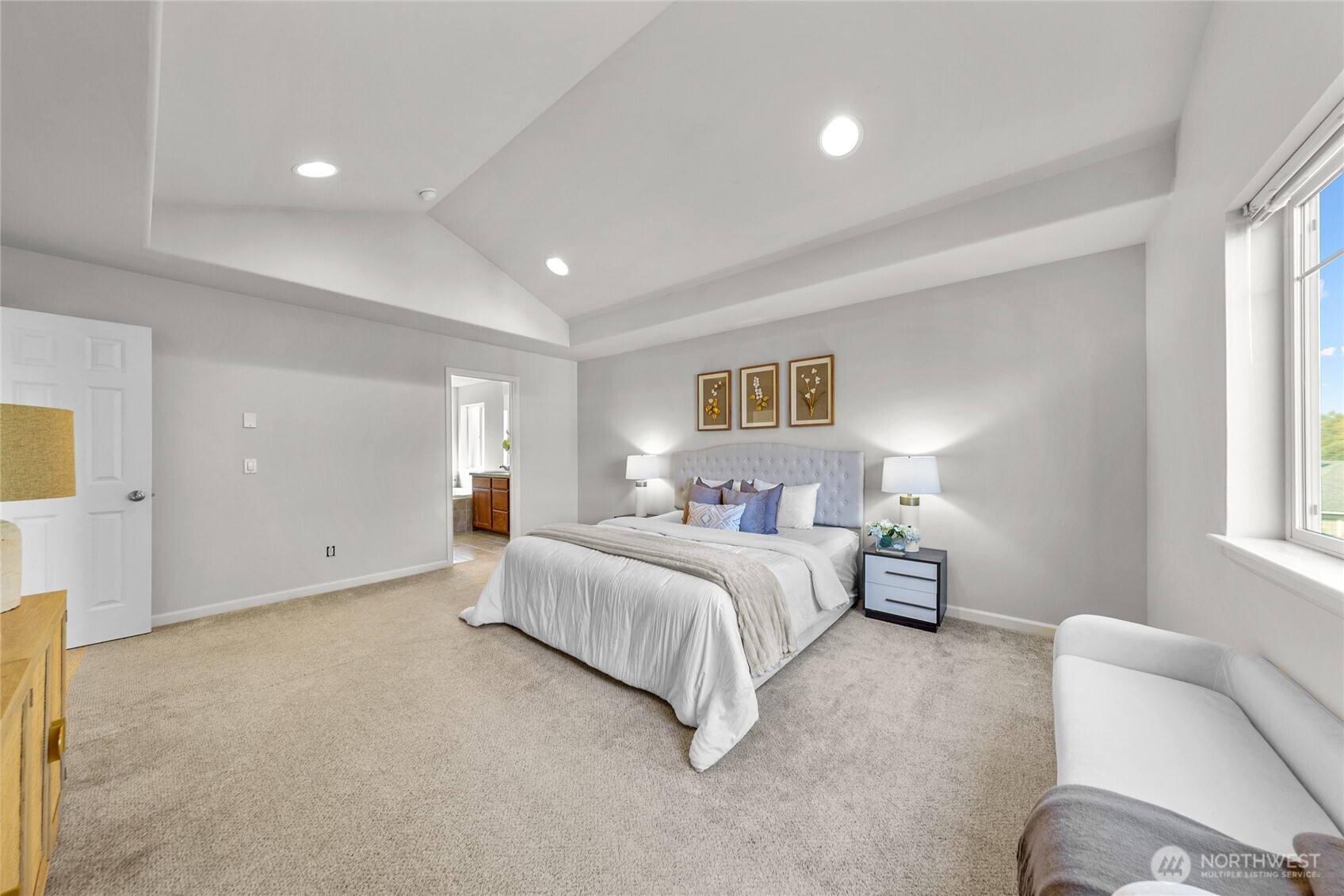 376 Graham Avenue Northeast Renton, WA 98059 - Photo 12 of 20