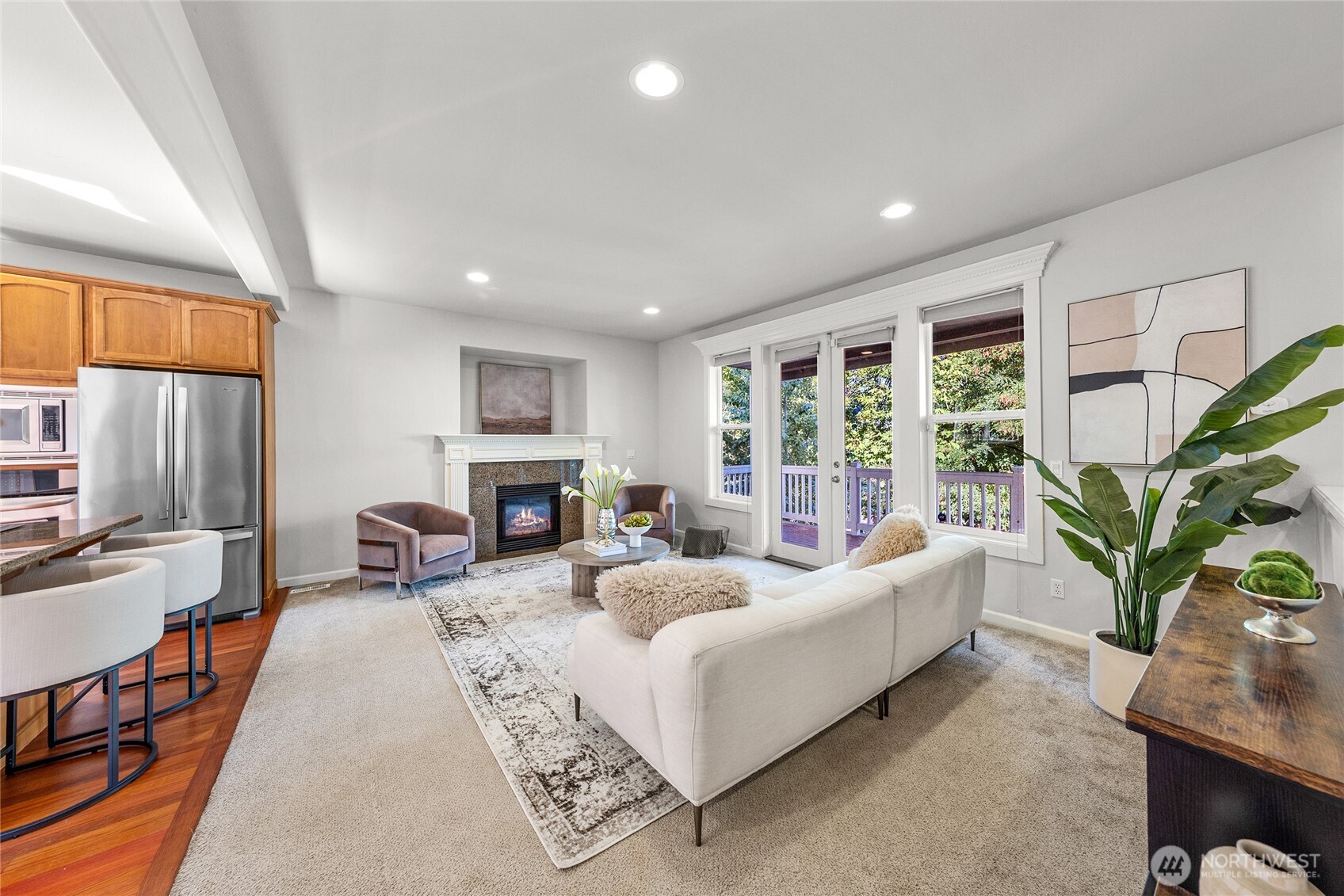 376 Graham Avenue Northeast Renton, WA 98059 - Photo 5 of 20