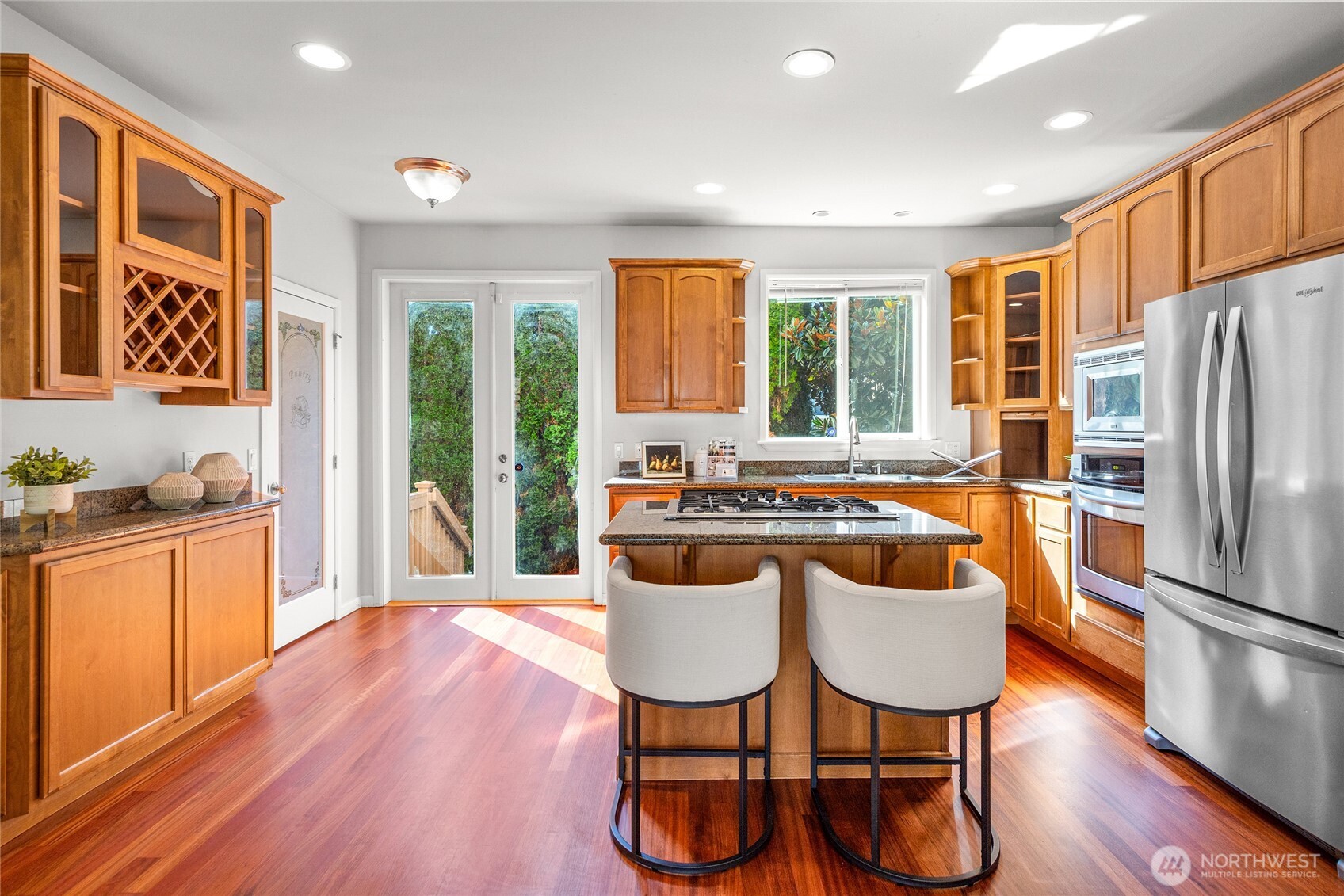 376 Graham Avenue Northeast Renton, WA 98059 - Photo 9 of 20