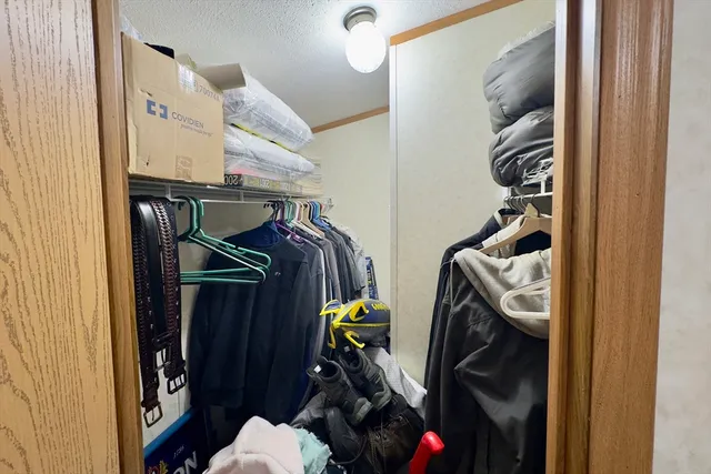 $214,900 | 1 B Quaboag Valley, Palmer, MA 01069