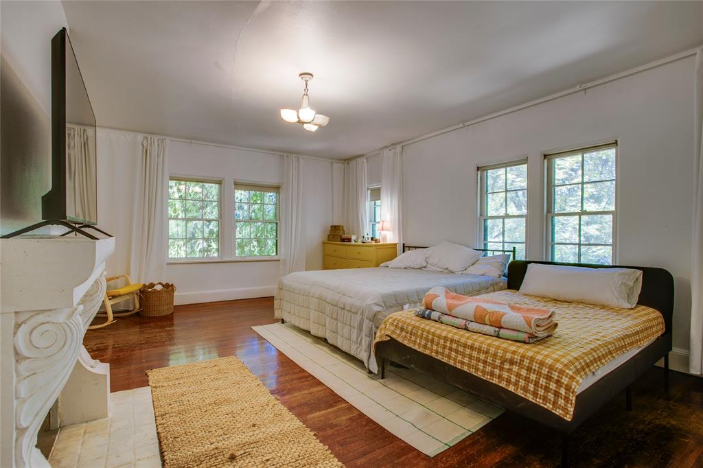 514 South Ravinia Drive Dallas, TX 75211 - Photo 28 of 40 Gallery Image 28