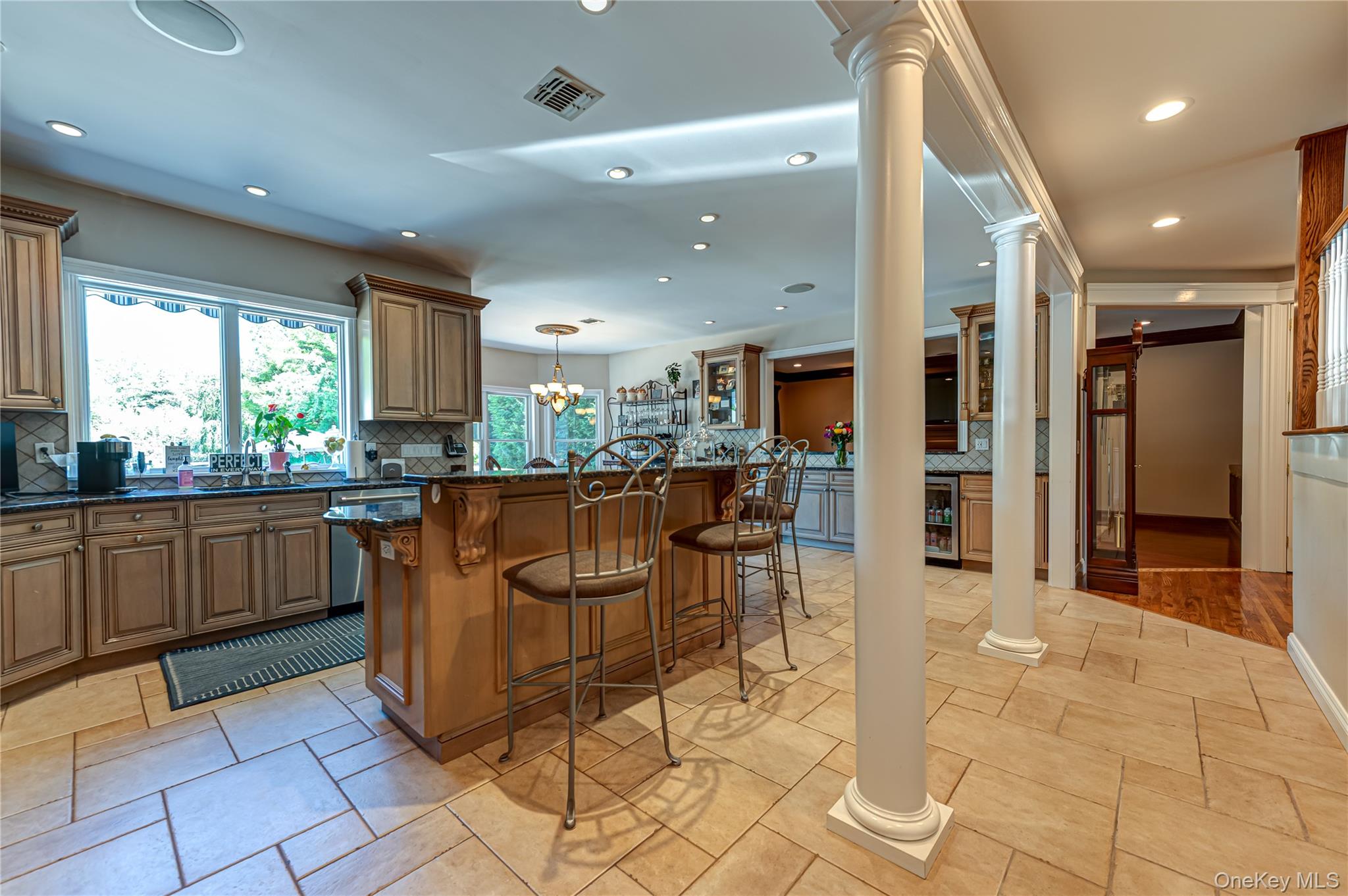 67 Sunny Road St. James, NY 11780 - Photo 16 of 50