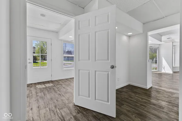 $975 | 2 Van Avenue, Unit A, Shelbyville, IN 46176