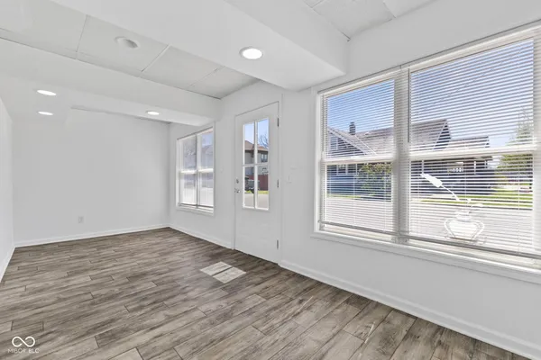 $975 | 2 Van Avenue, Unit A, Shelbyville, IN 46176