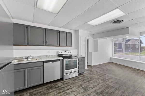 $975 | 2 Van Avenue, Unit A, Shelbyville, IN 46176