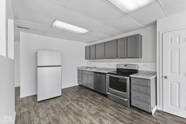 $975 | 2 Van Avenue, Unit A, Shelbyville, IN 46176