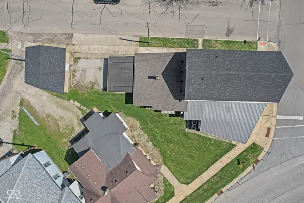 $975 | 2 Van Avenue, Unit A, Shelbyville, IN 46176