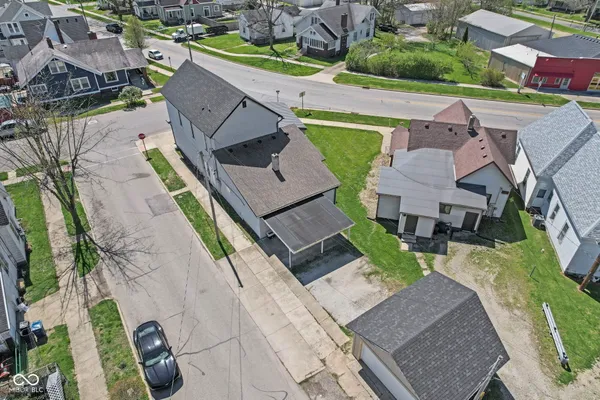 $975 | 2 Van Avenue, Unit A, Shelbyville, IN 46176