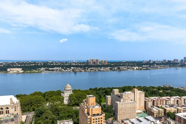 $3,800,000 | 543 West 122nd Street, Unit 22A | Morningside Heights