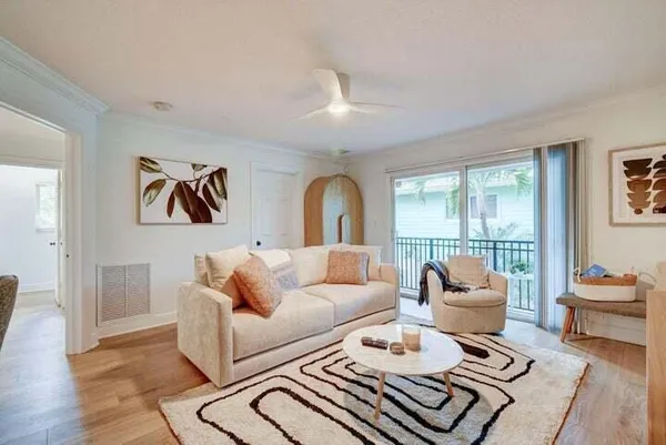 $2,700 | 45 Southeast 7th Avenue, Unit 8, Delray Beach, FL 33483