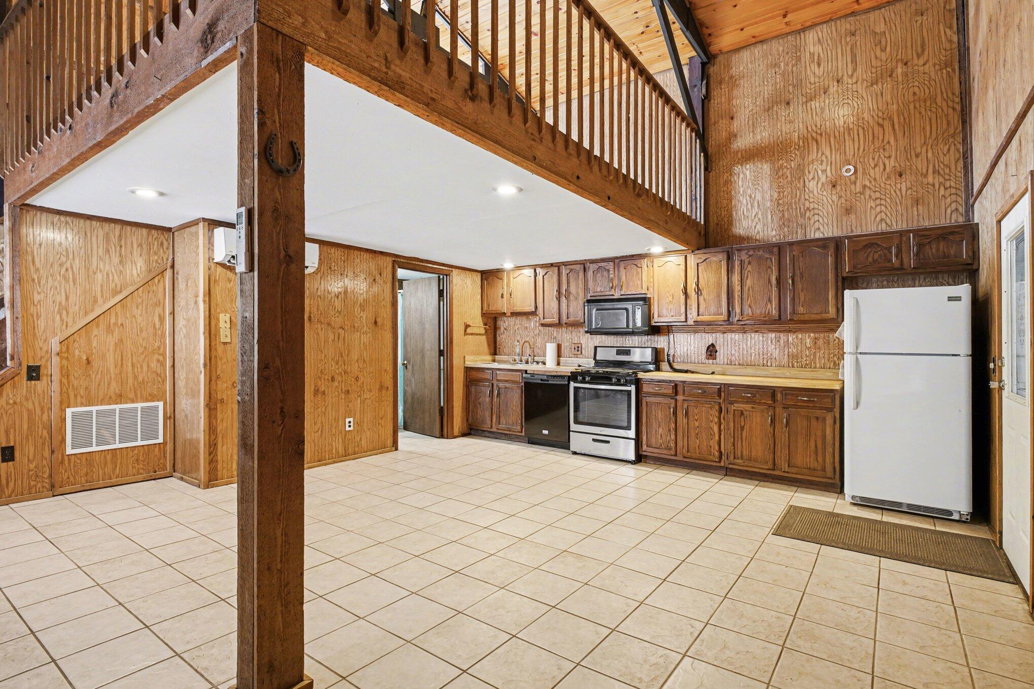65650 Dailey Road Edwardsburg, MI 49112 - Photo 39 of 59 Apartment