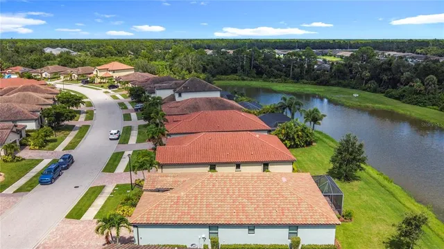 $2,900 | 12297 Canavese Lane, Venice, FL 34293
