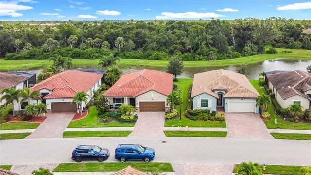 $2,900 | 12297 Canavese Lane, Venice, FL 34293