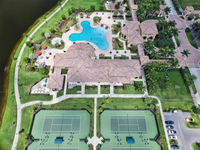 $2,900 | 12297 Canavese Lane, Venice, FL 34293