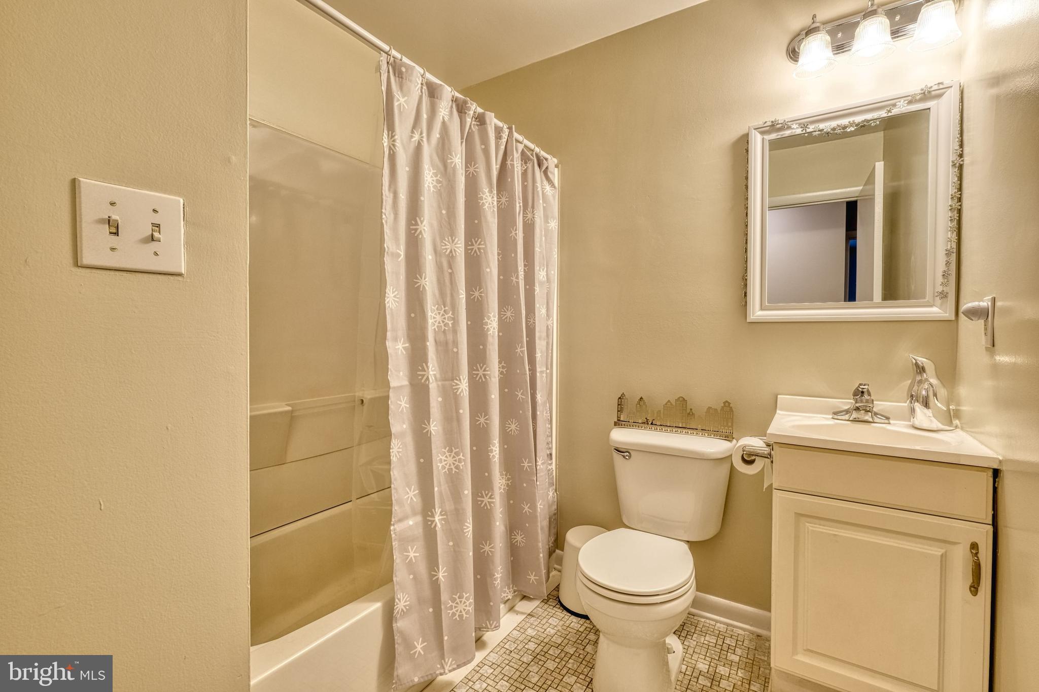 552 Pheasant Court Pasadena, MD 21122 - Photo 12 of 37